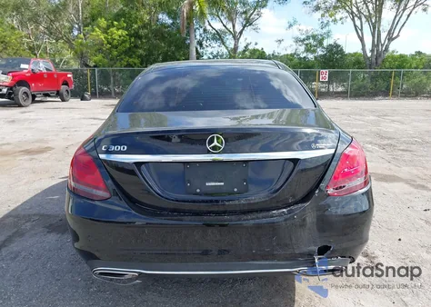 2021 Mercedes-Benz C 300 Sedan из США, поврежденный, VIN W1KWF8DB0MR610135